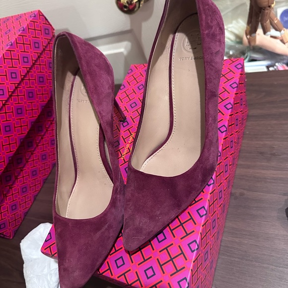 Tory Burch Women's Burgundy Suede Heels - Picture 3 of 3
